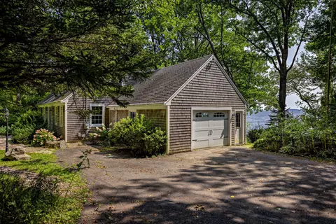 30 Springbrook Hill Rd, Camden, ME 04843