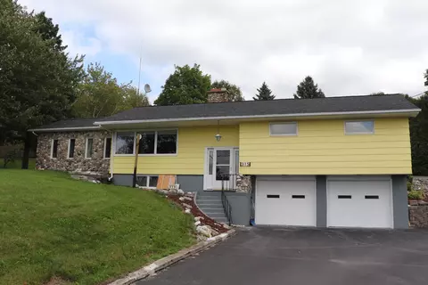 315 Frenchville Rd, Fort Kent, ME 04743