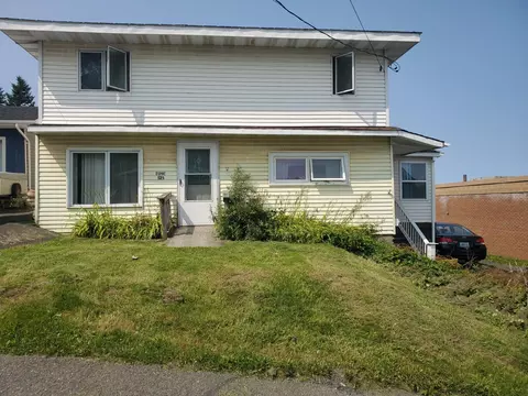 125 6th Ave, Madawaska, ME 04756