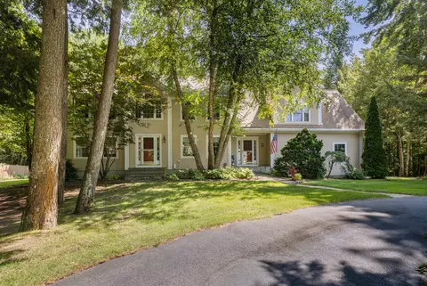 6 Laurel Ridge Rd, Scarborough, ME 04074