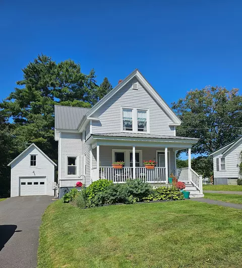32 Central Ave, Waterville, ME 04901