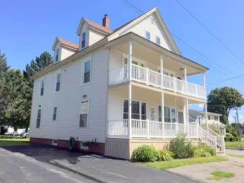 36 Halifax St, Winslow, ME 04901