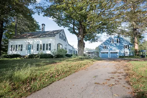 284 River Rd, Buxton, ME 04093