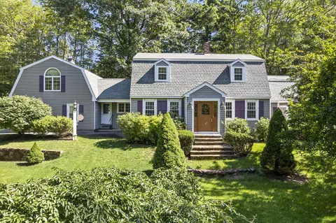 94 Spicebush Dr, Wells, ME 04090