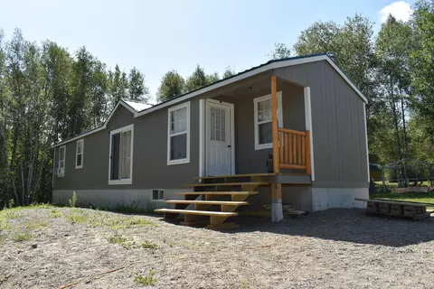 61 Fogg Ln, Burlington, ME 04417