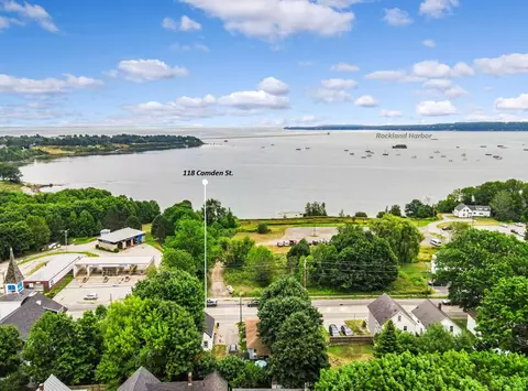 118 Camden St, Rockland, ME 04841