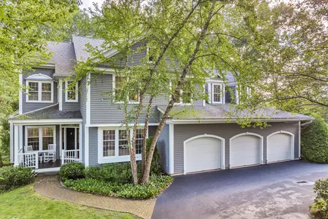 11 Bass Cove Ln, York, ME 03909