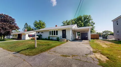 61 Eustis St, Lewiston, ME 04240 photo 1