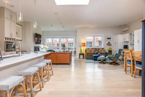 113 Newbury St #407, Portland, ME 04101