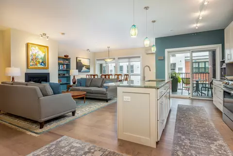 113 Newbury St #302, Portland, ME 04101