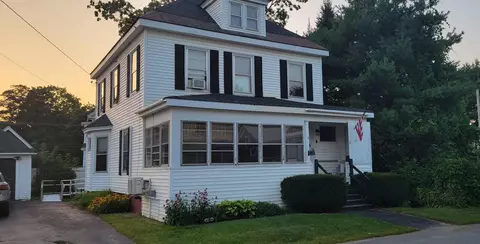 8 Pleasant Pl, Waterville, ME 04901