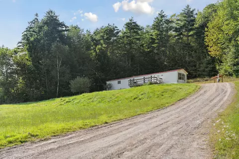 73 Deer Run Rd, Wales, ME 04280