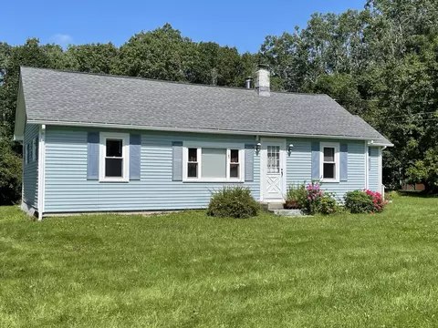 21 S Bay Rd, Franklin, ME 04634