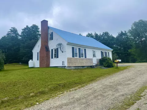 24 Camaro Dr, Leeds, ME 04263