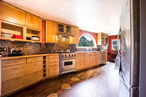 111 Sanford Crossing Rd, West Bath, ME 04530