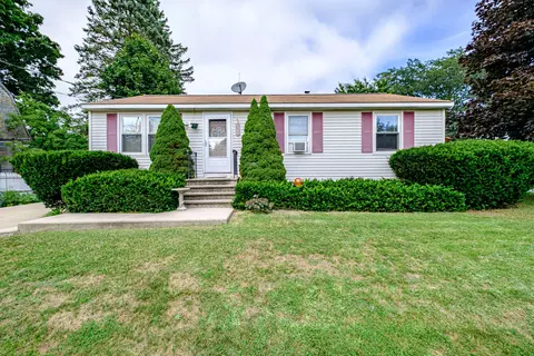 38 Bishop Ave, South Portland, ME 04106