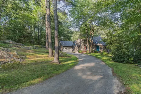 7 Ledge Wood Dr, Woolwich, ME 04579