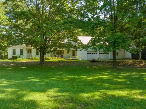 367 W Gray Rd, Gray, ME 04039