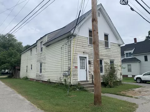 25 Spruce St, Waterville, ME 04901