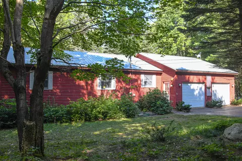 43 Berry Rd, Sweden, ME 04040