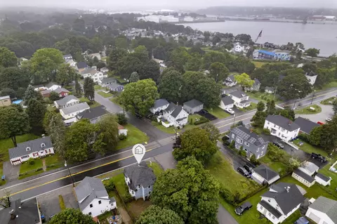 78 Anthoine St, South Portland, ME 04106