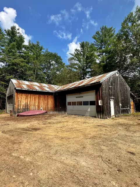 872 Richardsons Hollow Rd, Greenwood, ME 04255