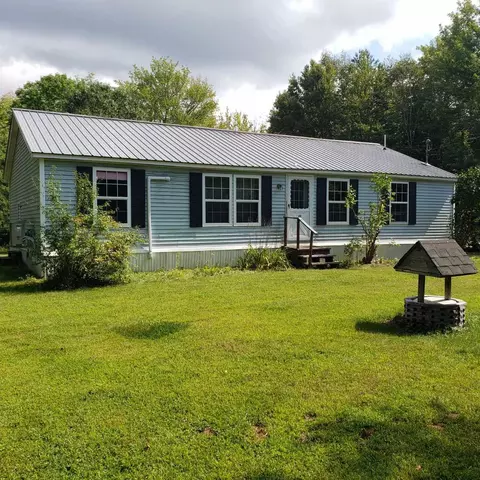 25 Hidden Dr, Canaan, ME 04924