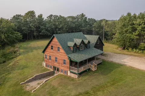 50 Sukeforth Dr, Searsmont, ME 04973