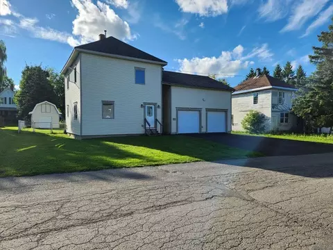 16 Blaine St, Fort Fairfield, ME 04742