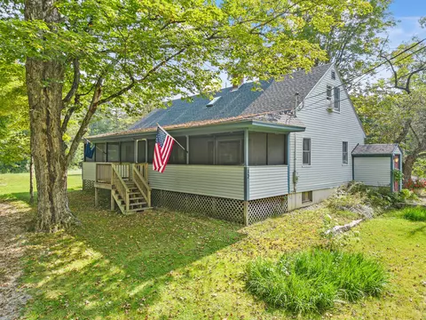 12 Warren Ln, South Berwick, ME 03908