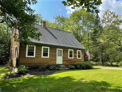 378 Greely Road Ext, Cumberland, ME 04021