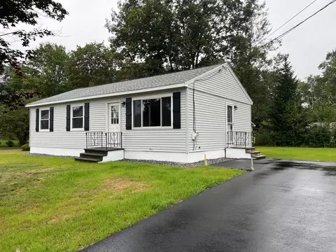 46 Fisher Ave, Lewiston, ME 04240