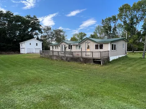 473 Garland Rd, Dexter, ME 04930