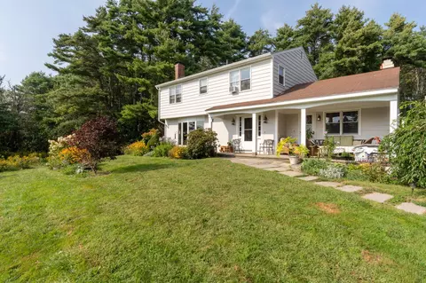 470 Mere Point Rd, Brunswick, ME 04011