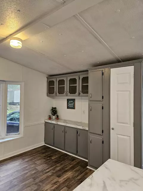 970 Gardiner Rd #28, Wiscasset, ME 04578