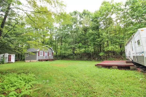 528 Flat Rd, Bethel, ME 04217