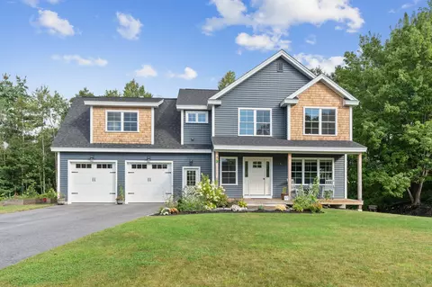 47 Freedom Dr, Gorham, ME 04038