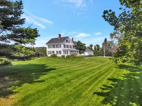 580 Sennebec Rd, Union, ME 04862