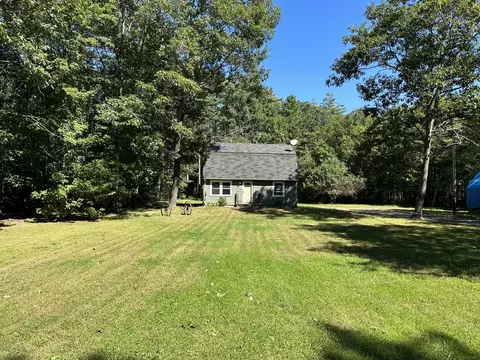 29 Royal Pine Dr, Steep Falls, ME 04085