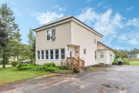 24 Central Ave, Limerick, ME 04048