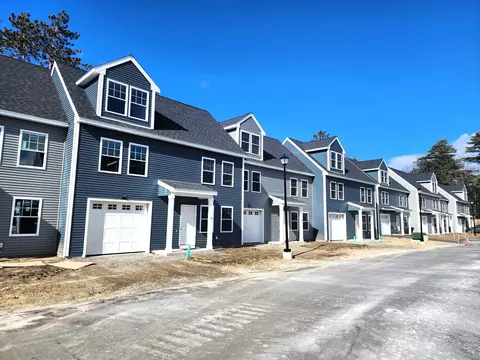 11 Smithwheel Rd #21, Old Orchard Beach, ME 04064