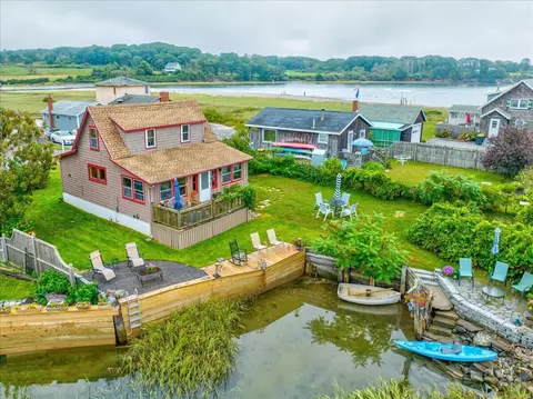 6 White Sands Ln, Scarborough, ME 04074