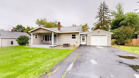 64 Carrier Ct, Auburn, ME 04210