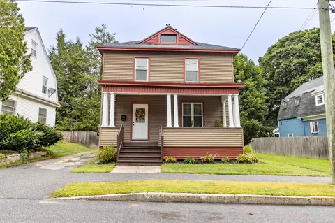 203 Winter St, Auburn, ME 04210