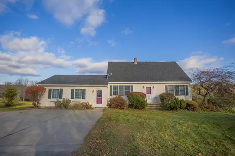 314 Seamon Rd, Farmington, ME 04938