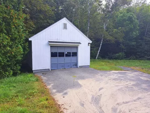 107 Maxwell Rd, Jay, ME 04239