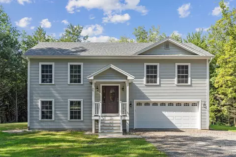 26 Flintlock Ln, New Gloucester, ME 04260