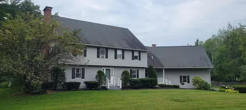 6 Westview Dr, Waterville, ME 04901