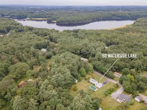 50 Waterside Ln, South Berwick, ME 03908