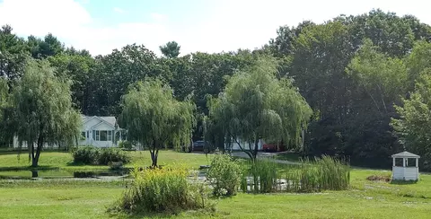 45 Hilltop Dr, Wiscasset, ME 04578